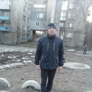  ,   Viktor, 44 ,   ,   , c 