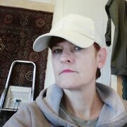  ,   Viktorija, 51 ,   ,   