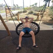  ,   Vadim, 36 ,   