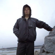  ,   Ewist, 40 ,   