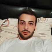  ,  Zura, 30