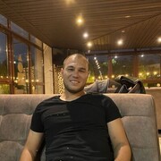  ,  Zhan, 32