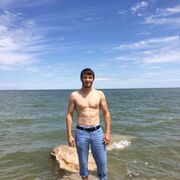  ,   Shamil, 32 ,   ,   