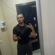 ,   Rafael, 30 ,  