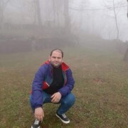  ,  Gela, 40