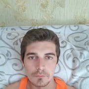  ,   Woopik, 35 ,   