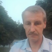  ,   Viktor, 54 ,   c 