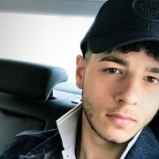  ,   Kevin, 22 ,   ,   
