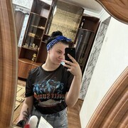  , 