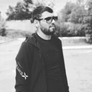  ,   Alex, 28 ,   ,   