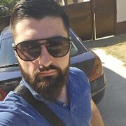  ,  Dejan, 28