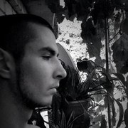  ,   Den, 38 ,  