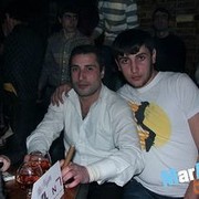  ,   GARIK, 42 ,  