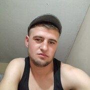  ,  Denis, 23