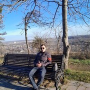  ,   Muza, 37 ,   ,   
