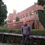  Warszawa,   Ihor, 37 ,   ,   , c 