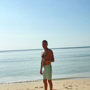  Krabi,  Artur, 40