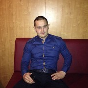  ,  Daron, 34