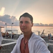  ,   Maxim, 28 ,   ,   