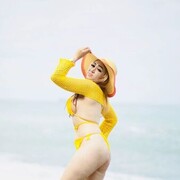  ,   Lena, 25 ,   ,   