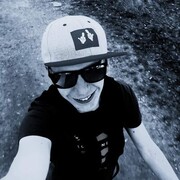  ,   Kevin, 26 ,   ,   