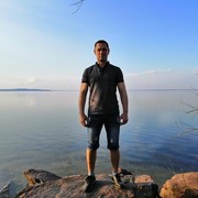  ,  Maksim, 49