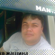  ,   Viktor, 42 ,   