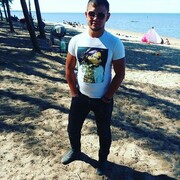  ,  Tony Montana, 33