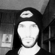  ,  Toko, 30