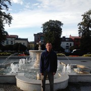  ,  Alex, 47