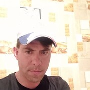 ,  Alex, 37