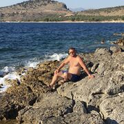  ,   Shkelzen, 37 ,   ,   , c , 