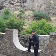  ,   Hrach, 39 ,   ,   