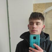  ,  Kamil, 24