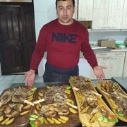  ,  Azizxon, 42
