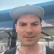  ,   Viktors, 32 ,   ,   