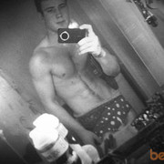 ,   Jaka, 32 ,  