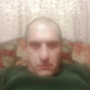  ,  Karen, 40