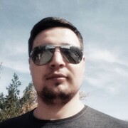  ,  Vic, 27