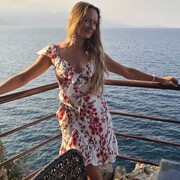  ,   Alina, 39 ,   c 