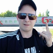  ,   Maxim, 34 ,   ,   , c 