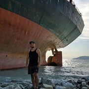  ,   Alex, 35 ,   c 