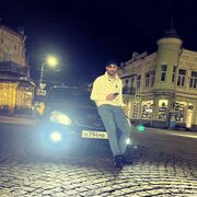  ,   Kamran, 29 ,   c 