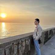  ,  Zhenis, 28