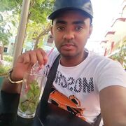  ,   Antony, 32 ,   ,   , c 