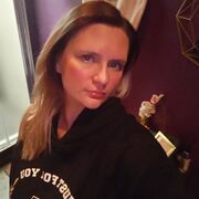  ,   Kate, 37 ,   