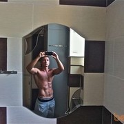  ,   Viktor, 36 ,   