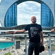  ,  Ruslan, 30