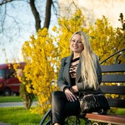  ,   Lana, 42 ,   ,   , c , 