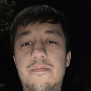  ,  Oybek, 22